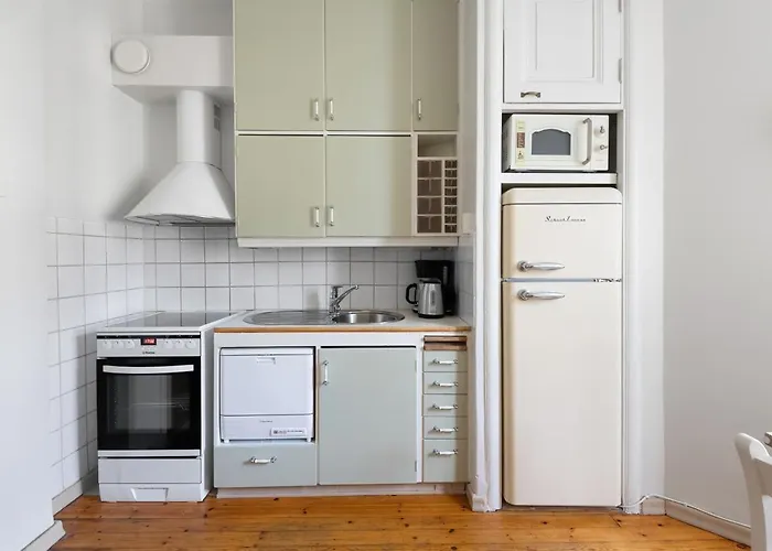 Wehost Spacious Studio For 5 With A Kitchen